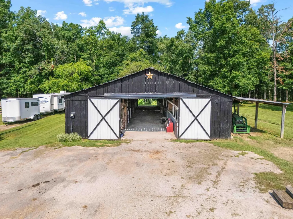 1100 Doublegate Road Jeffersonville KY 40337