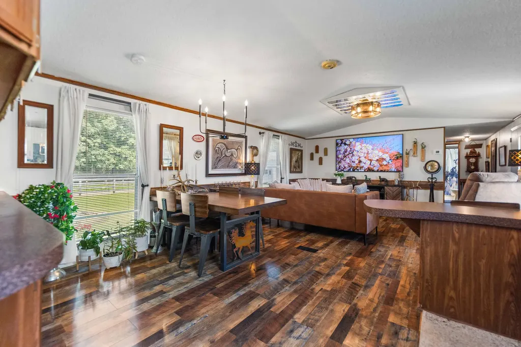 1100 Doublegate Road Jeffersonville KY 40337