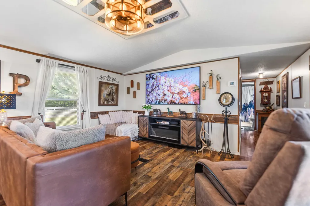1100 Doublegate Road Jeffersonville KY 40337