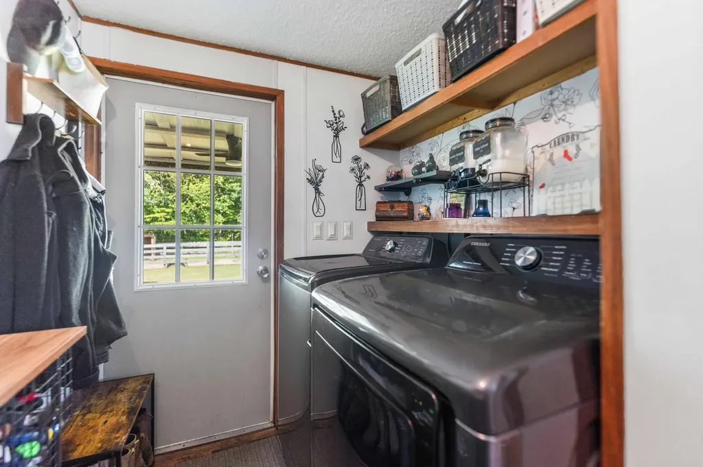 1100 Doublegate Road Jeffersonville KY 40337