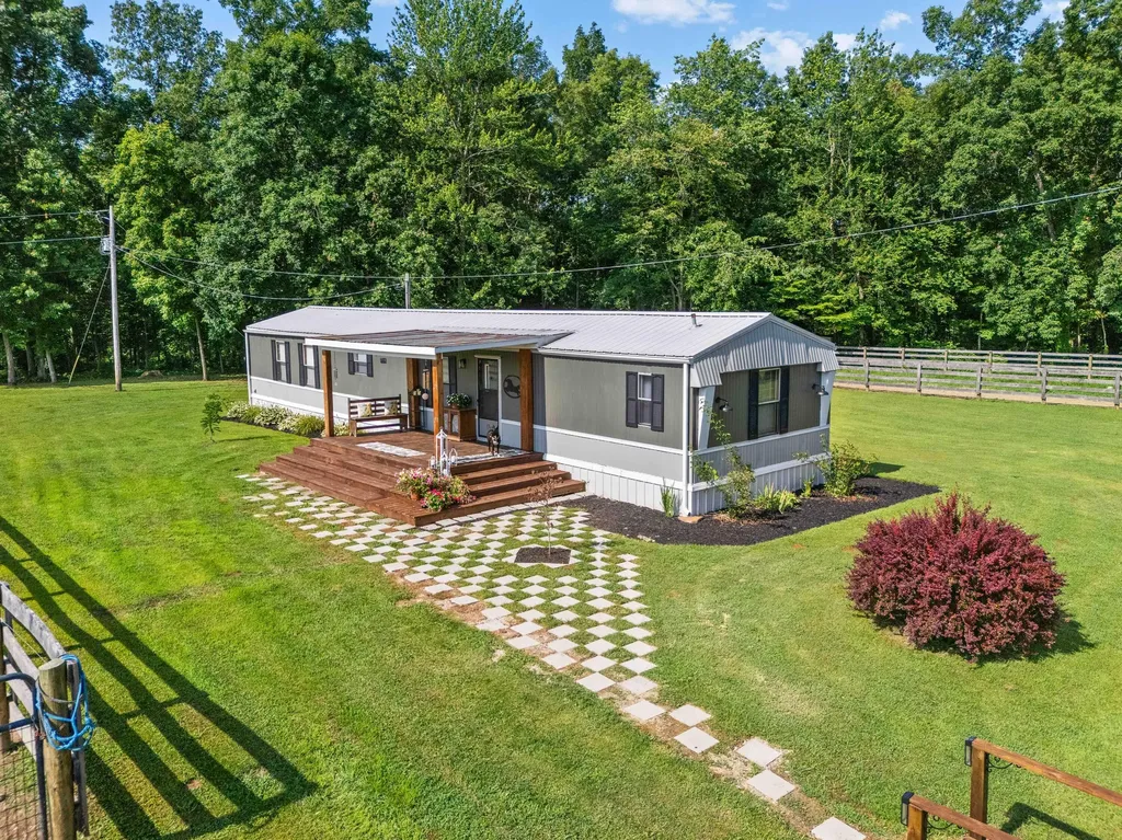 1100 Doublegate Road Jeffersonville KY 40337