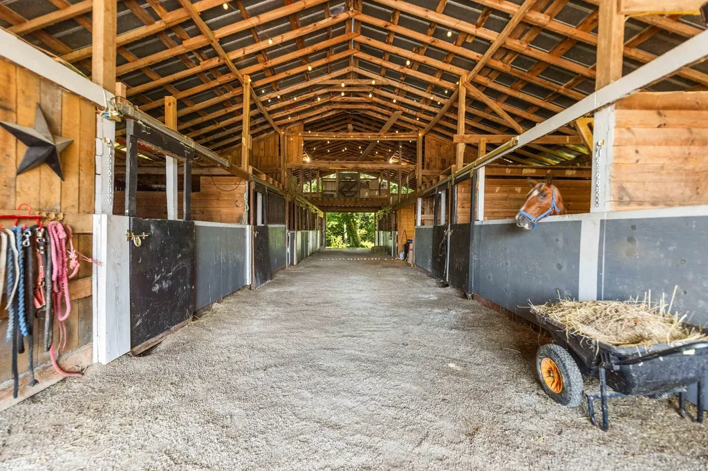 1100 Doublegate Road Jeffersonville KY 40337