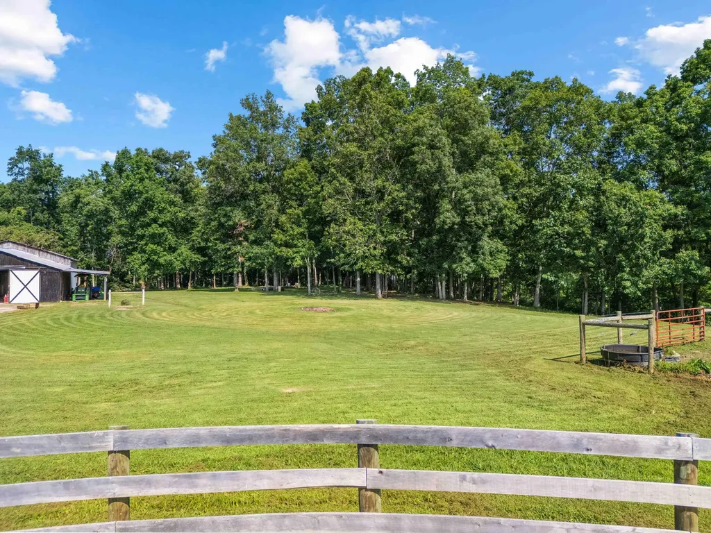 1100 Doublegate Road Jeffersonville KY 40337