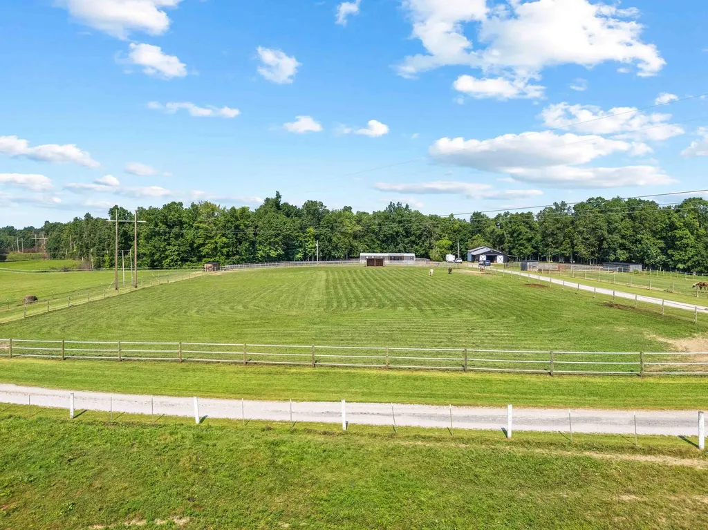 1100 Doublegate Road Jeffersonville KY 40337