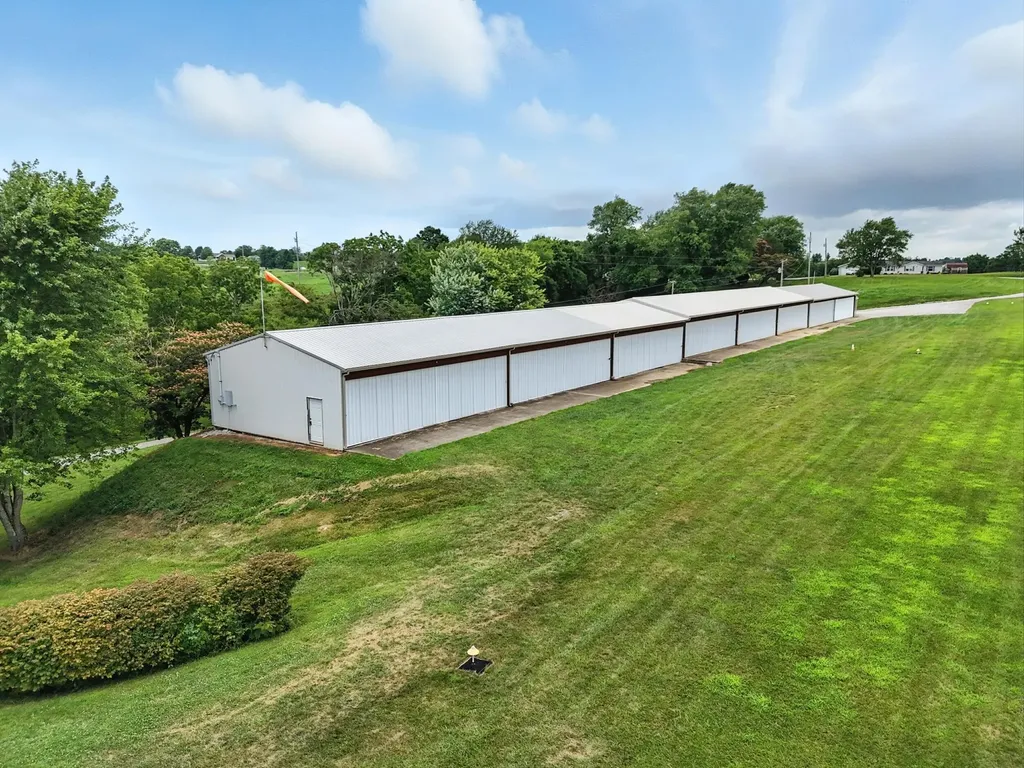 60 Pilots Dream Drive Dry Ridge KY 41035