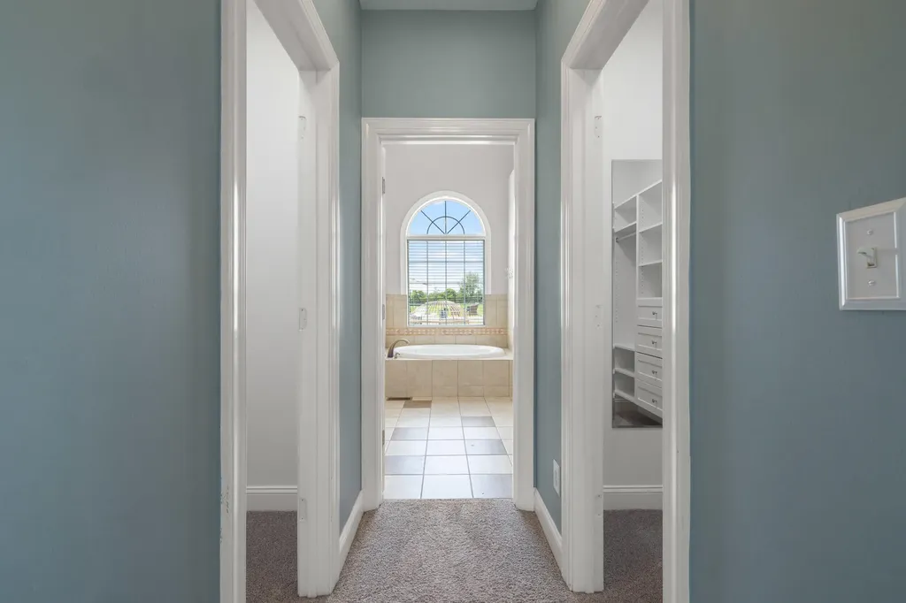 210 Whispering Brook Drive Nicholasville KY 40356