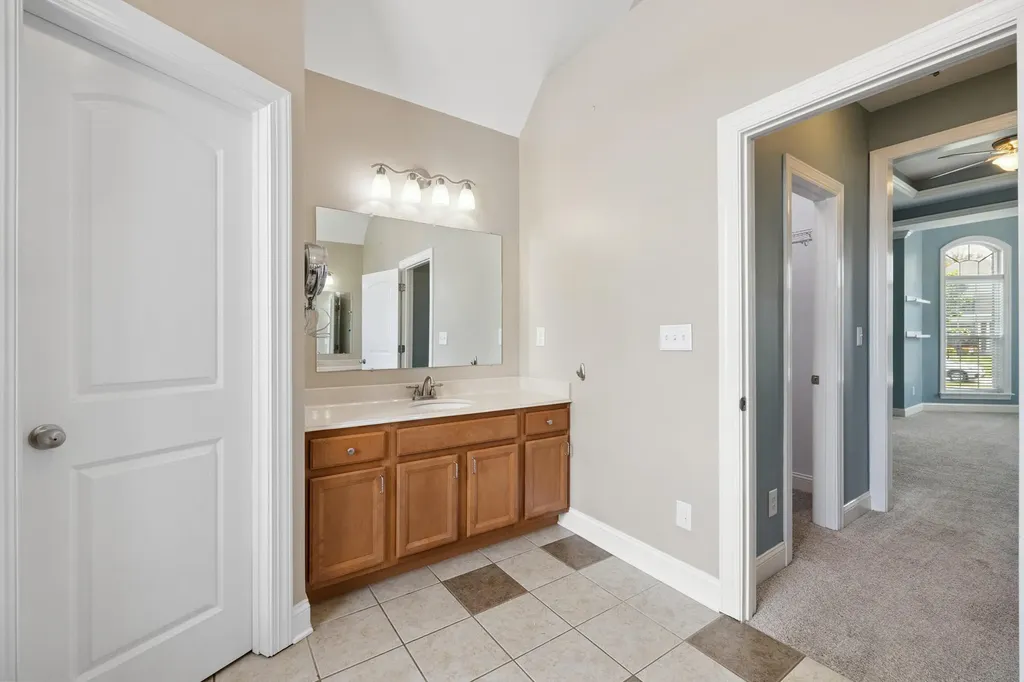 210 Whispering Brook Drive Nicholasville KY 40356