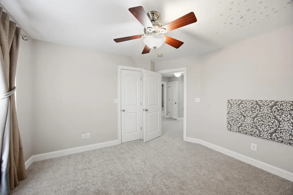 210 Whispering Brook Drive Nicholasville KY 40356