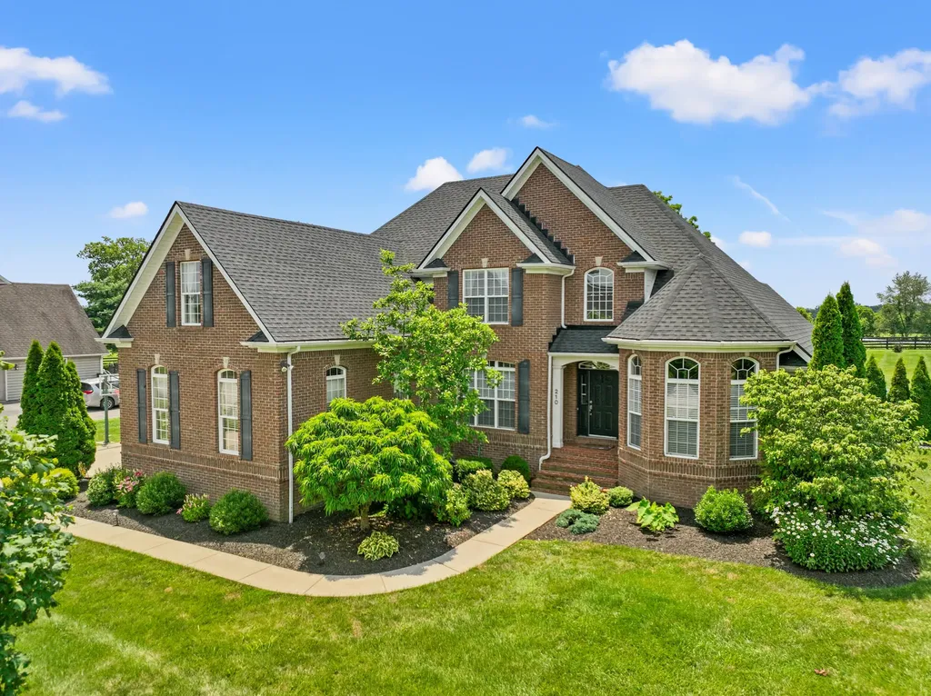 210 Whispering Brook Drive Nicholasville KY 40356
