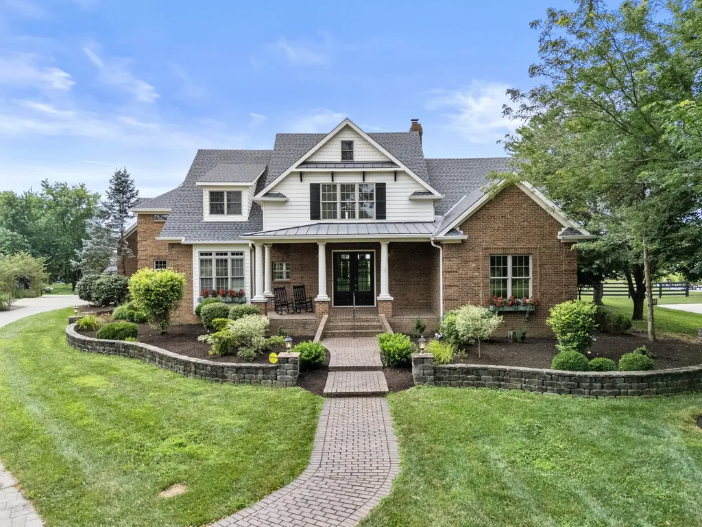 1047 Wil Rose Lane Versailles KY 40383