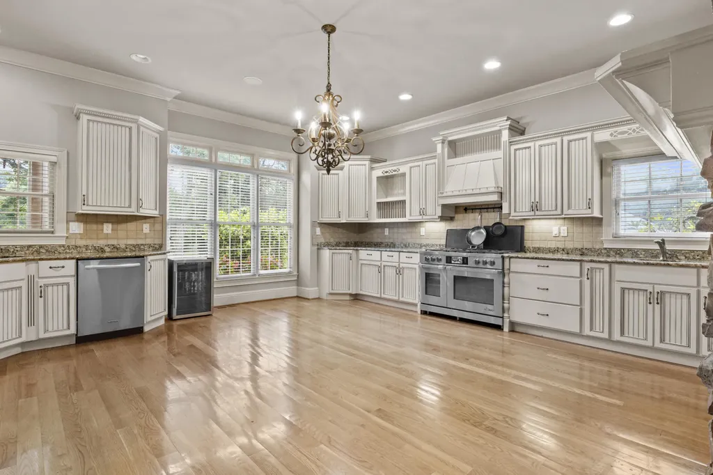 1047 Wil Rose Lane Versailles KY 40383