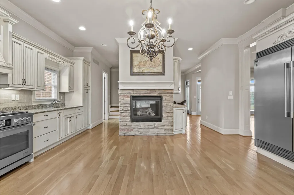 1047 Wil Rose Lane Versailles KY 40383