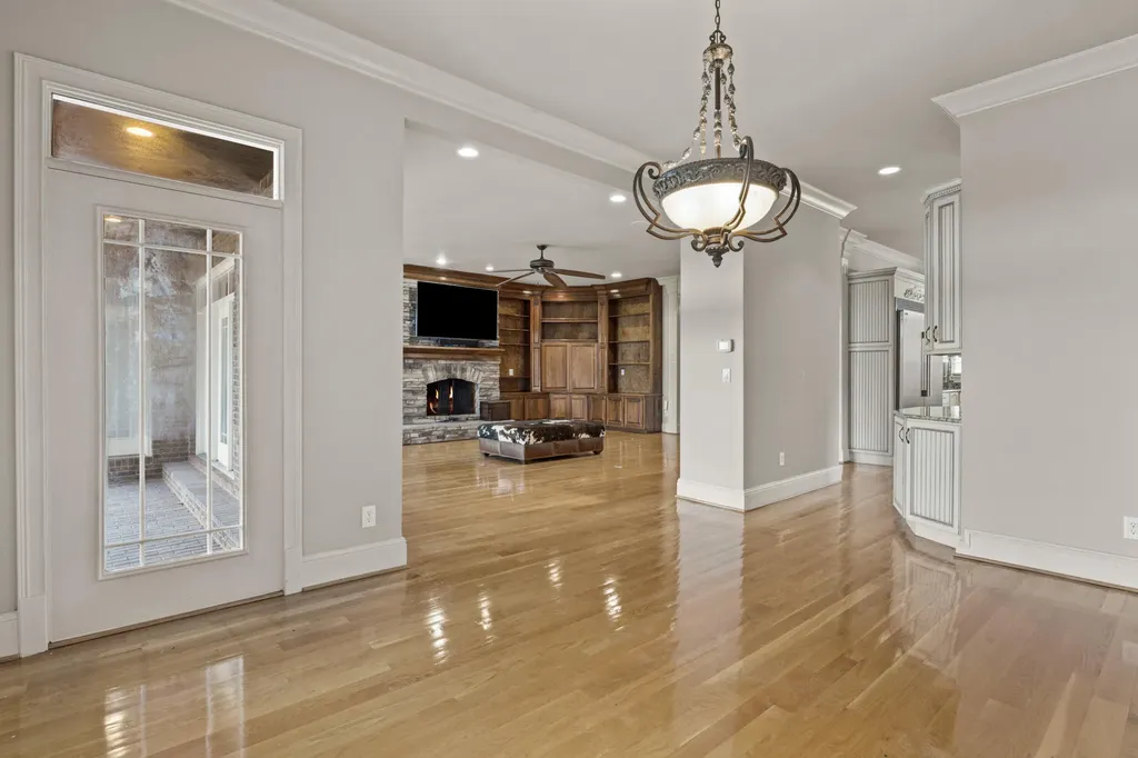 1047 Wil Rose Lane Versailles KY 40383