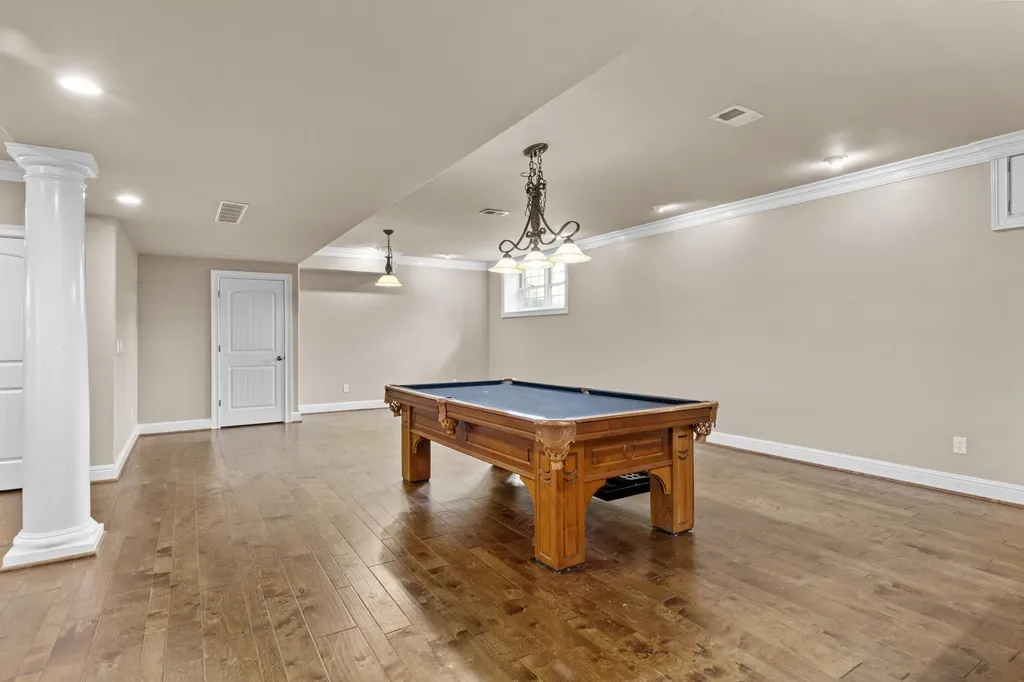 1047 Wil Rose Lane Versailles KY 40383