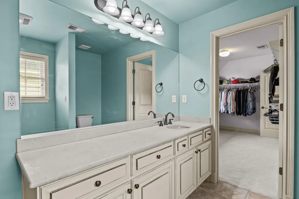 1047 Wil Rose Lane Versailles KY 40383