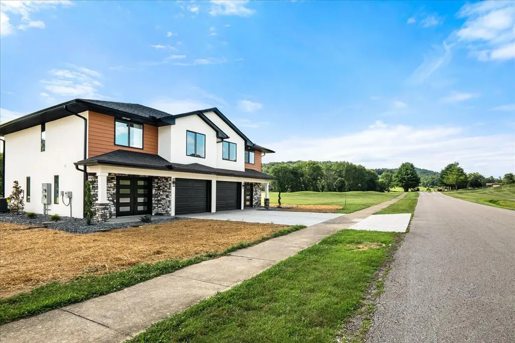 145 Crooked Creek Drive London KY 40744