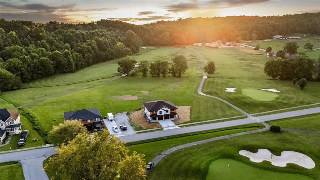 145 Crooked Creek Drive London KY 40744