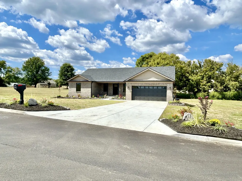 64 Lone Oak Drive Somerset KY 42503