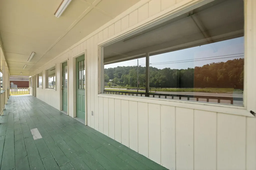 5649 Main Street Clay City KY 40312