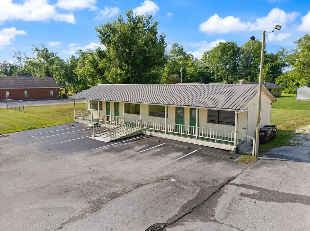 5649 Main Street Clay City KY 40312