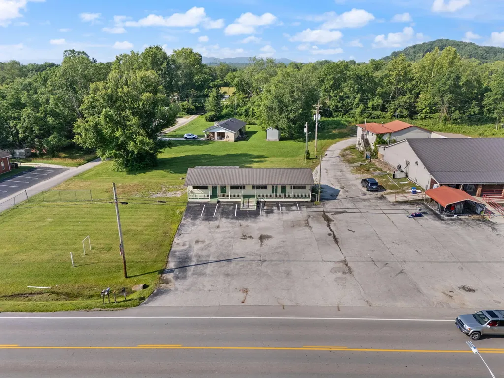 5649 Main Street Clay City KY 40312