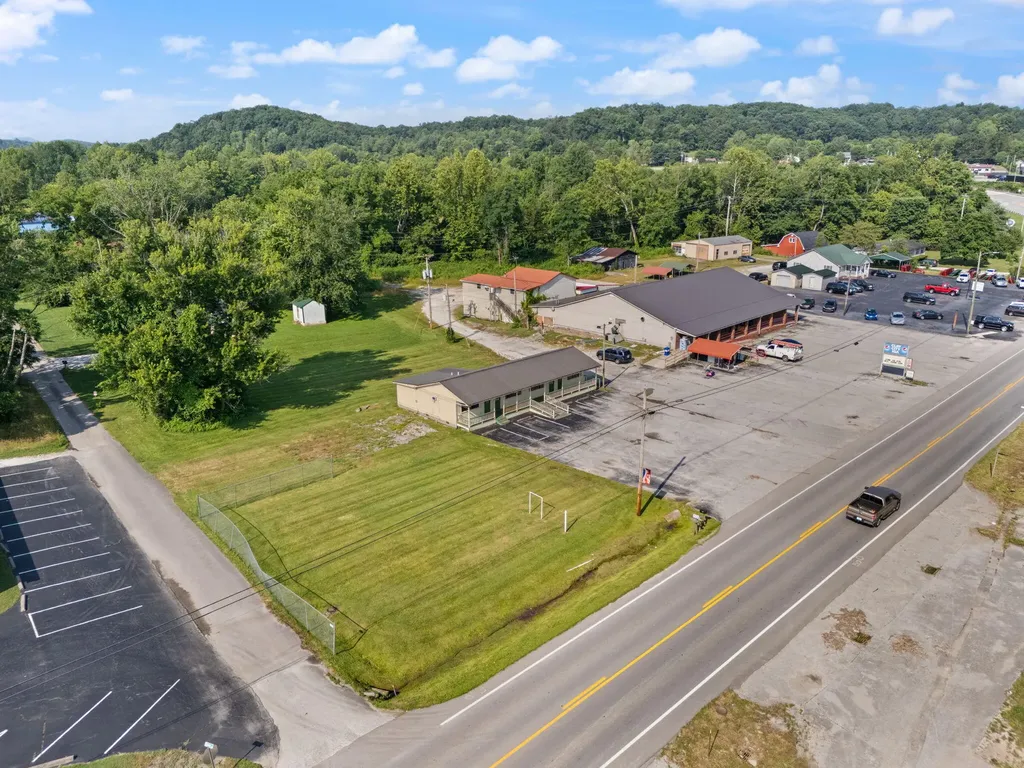 5649 Main Street Clay City KY 40312