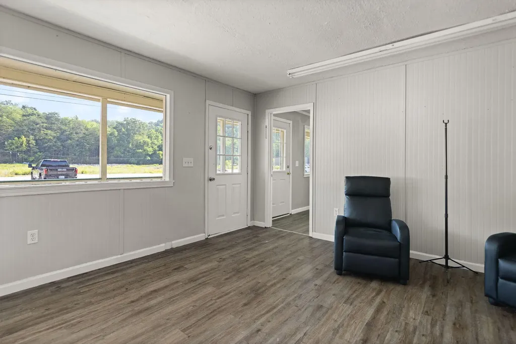 5649 Main Street Clay City KY 40312