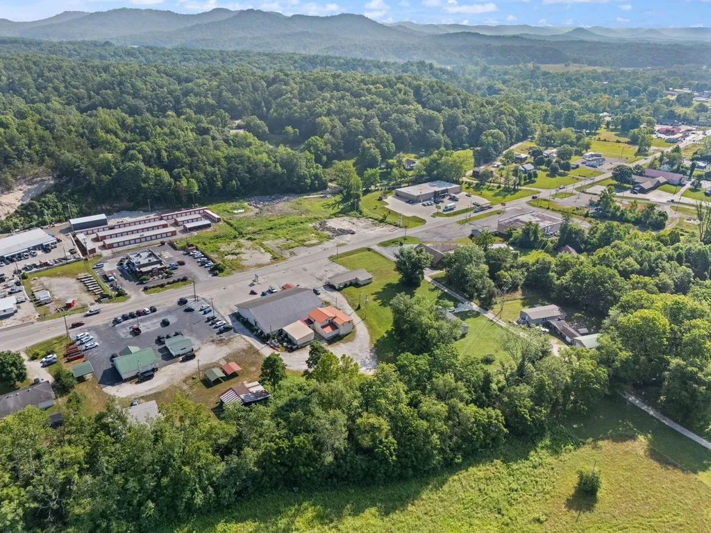 5649 Main Street Clay City KY 40312