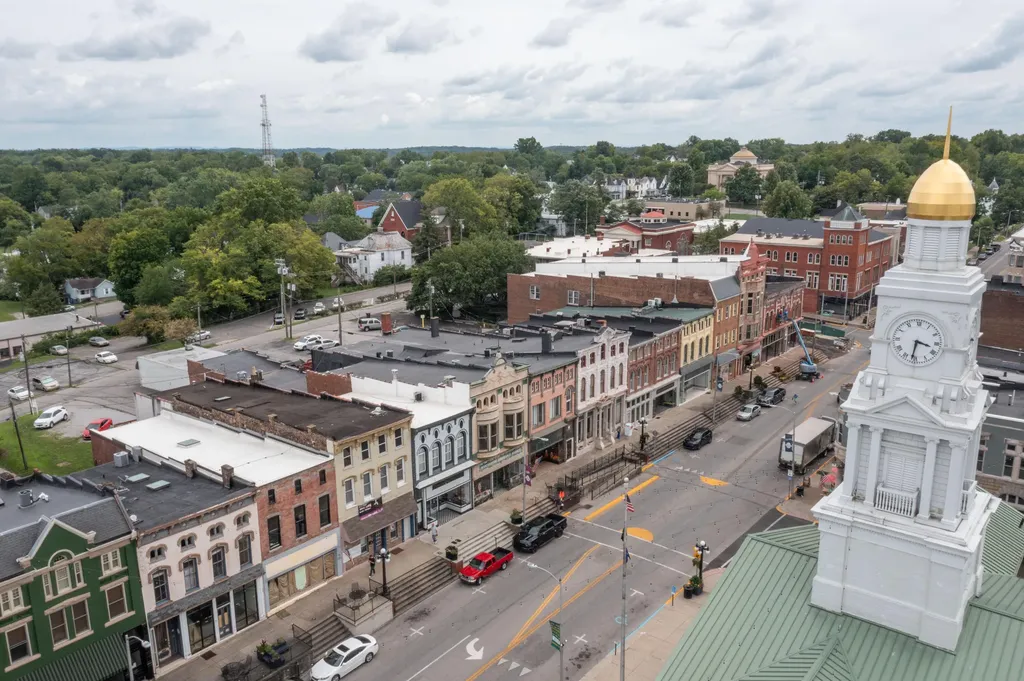 39 S Main Street Winchester KY 40391