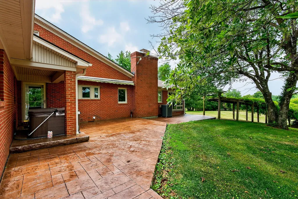 4023 Goggins Lane Richmond KY 40475