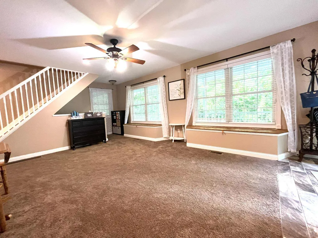 1552 Bigelow Road Bledsoe KY 40810