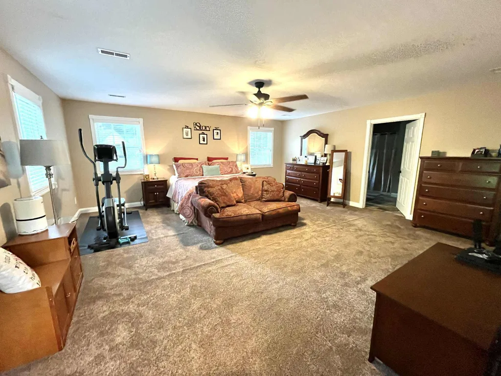 1552 Bigelow Road Bledsoe KY 40810