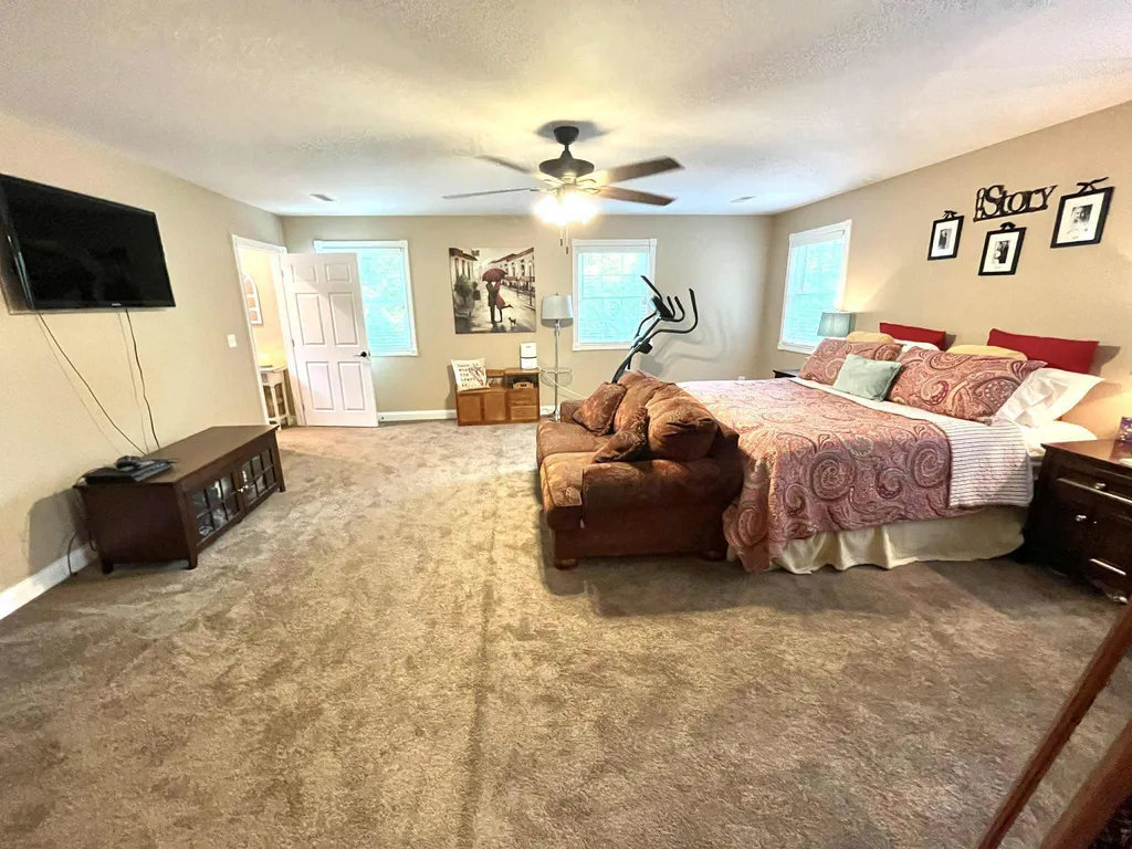 1552 Bigelow Road Bledsoe KY 40810