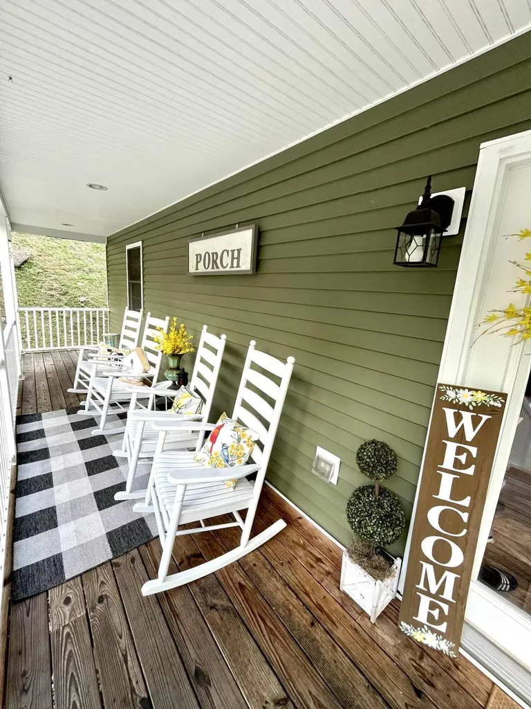 1552 Bigelow Road Bledsoe KY 40810