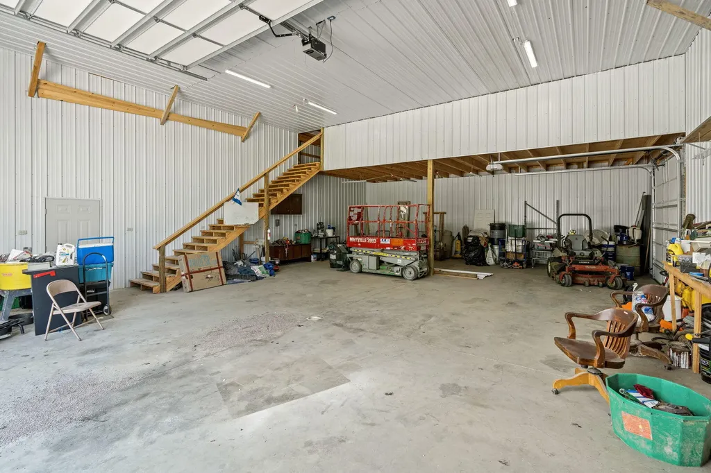 2714 Pea Ridge Road Waddy KY 40076