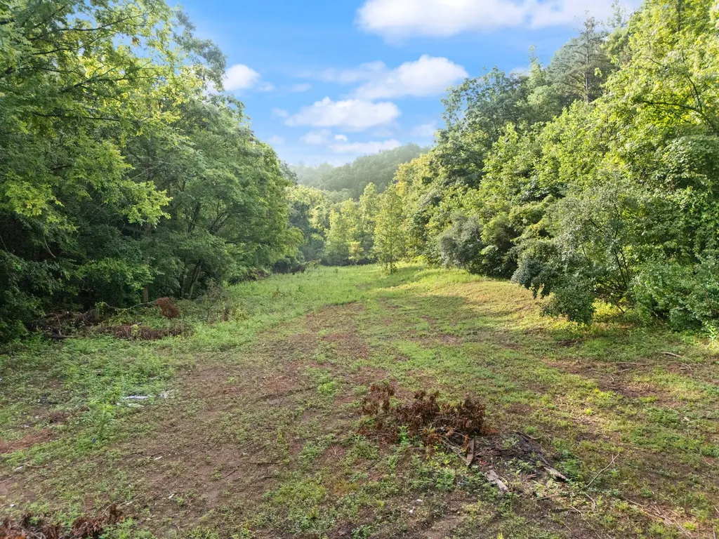 492 Sugar Camp Road Booneville KY 41314