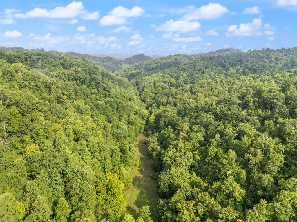 492 Sugar Camp Road Booneville KY 41314