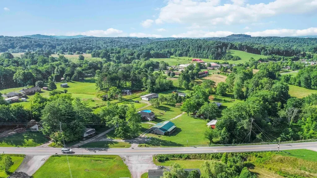 Corbin KY 40701