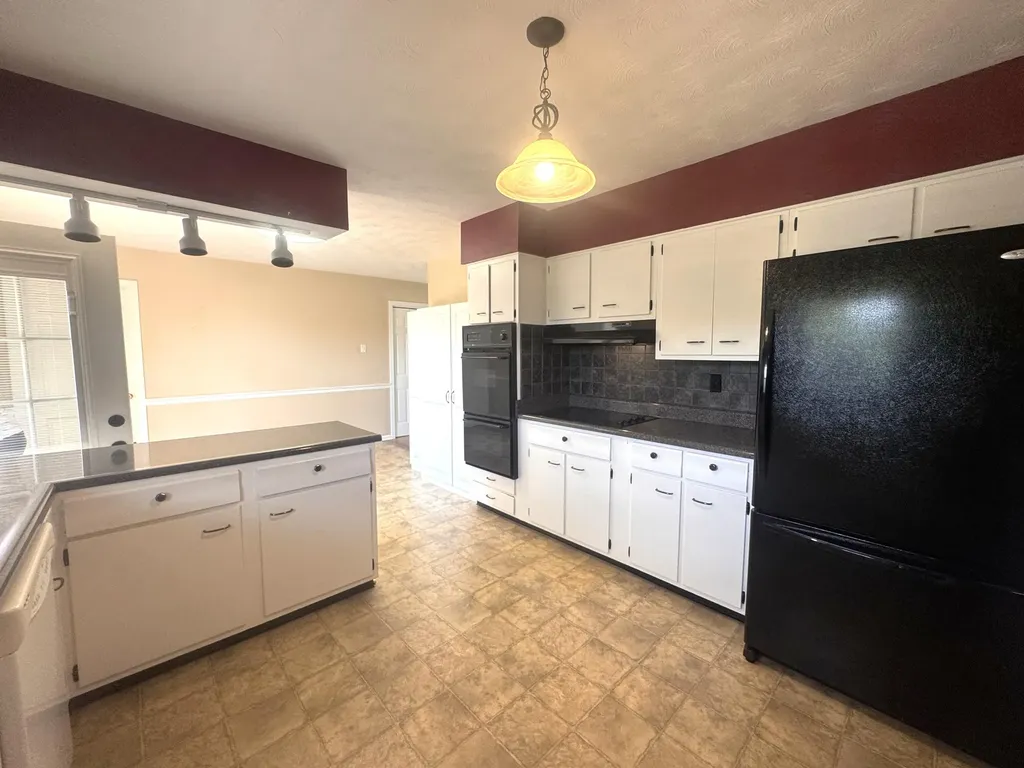 36 Cherry Lane Cynthiana KY 41031