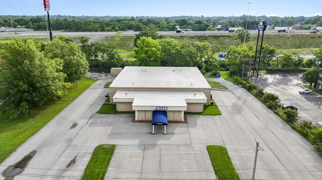 1975 Haggard Court Lexington KY 40505