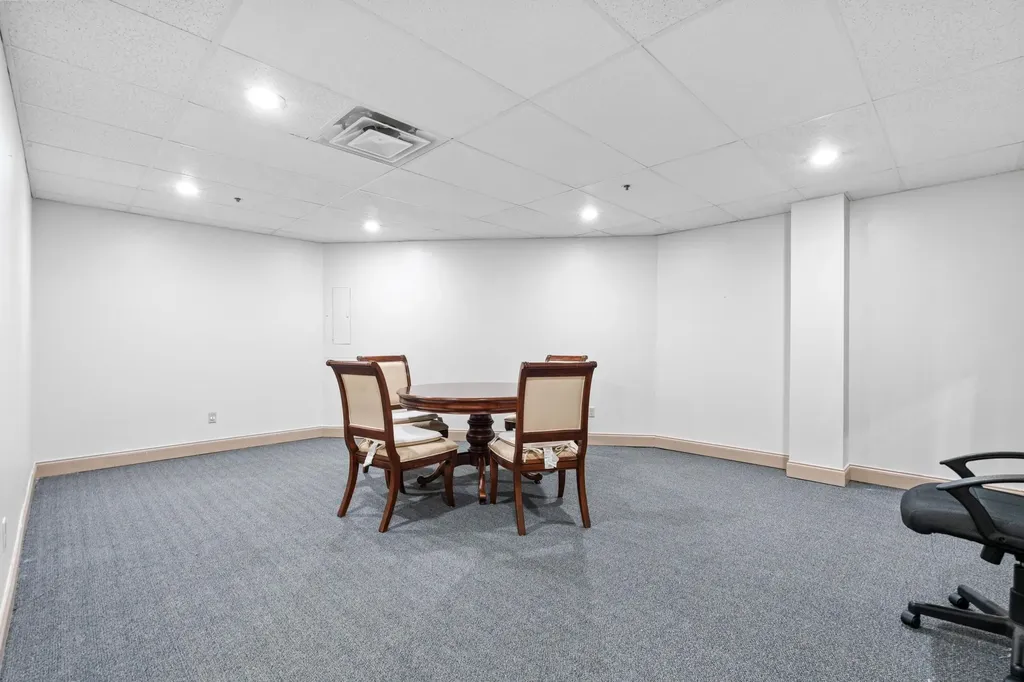 1975 Haggard Court Lexington KY 40505