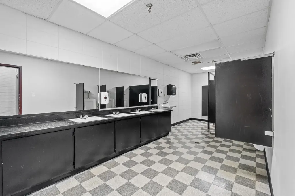 1975 Haggard Court Lexington KY 40505