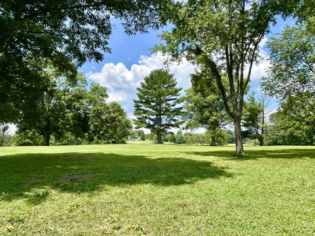 E-2 & F Tracts Country Club Estates Somerset KY 42503
