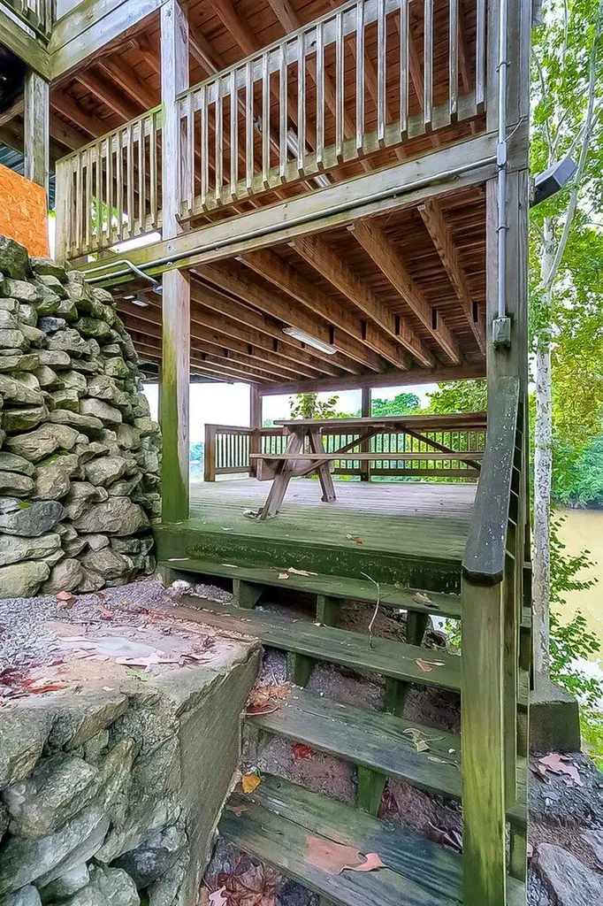 3275 Highway 355 Owenton KY 40359
