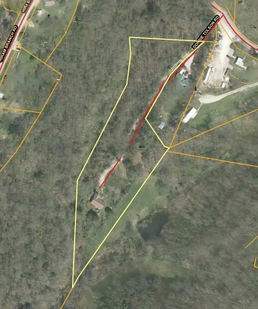 139 Dorsey Tolson Road Campton KY 41301