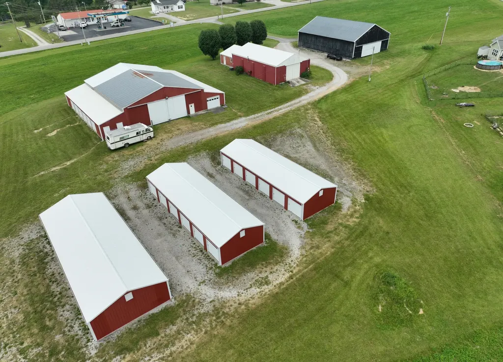 5689 State Highway 290 Mckee KY 40447