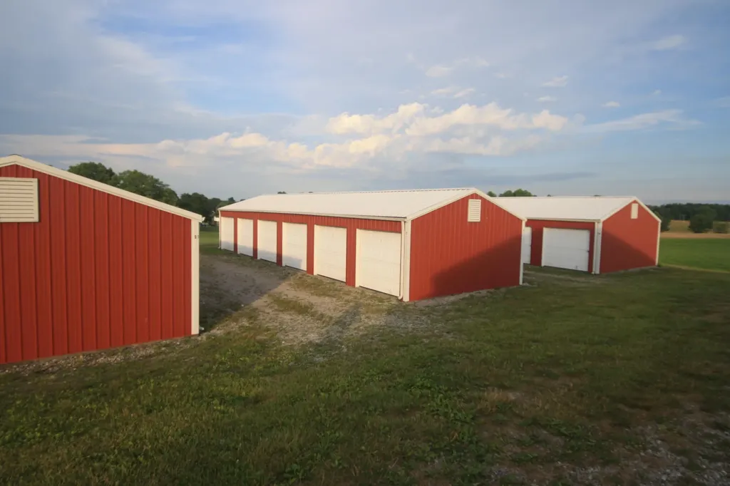 5689 State Highway 290 Mckee KY 40447