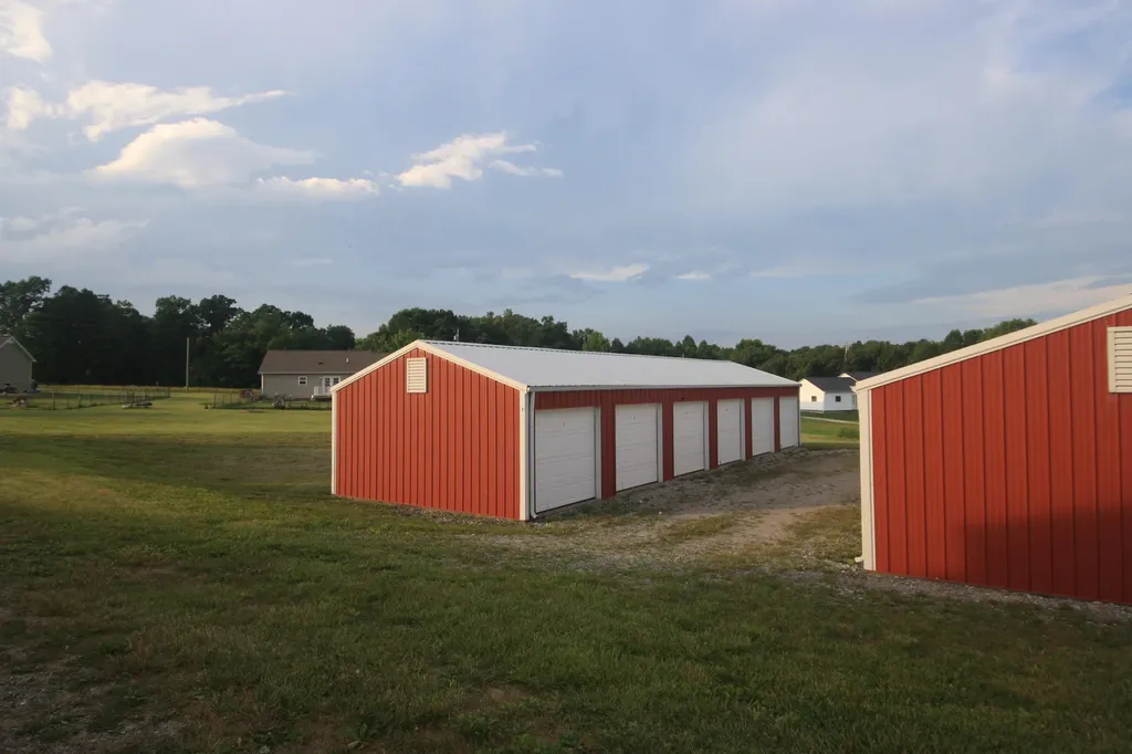 5689 State Highway 290 Mckee KY 40447