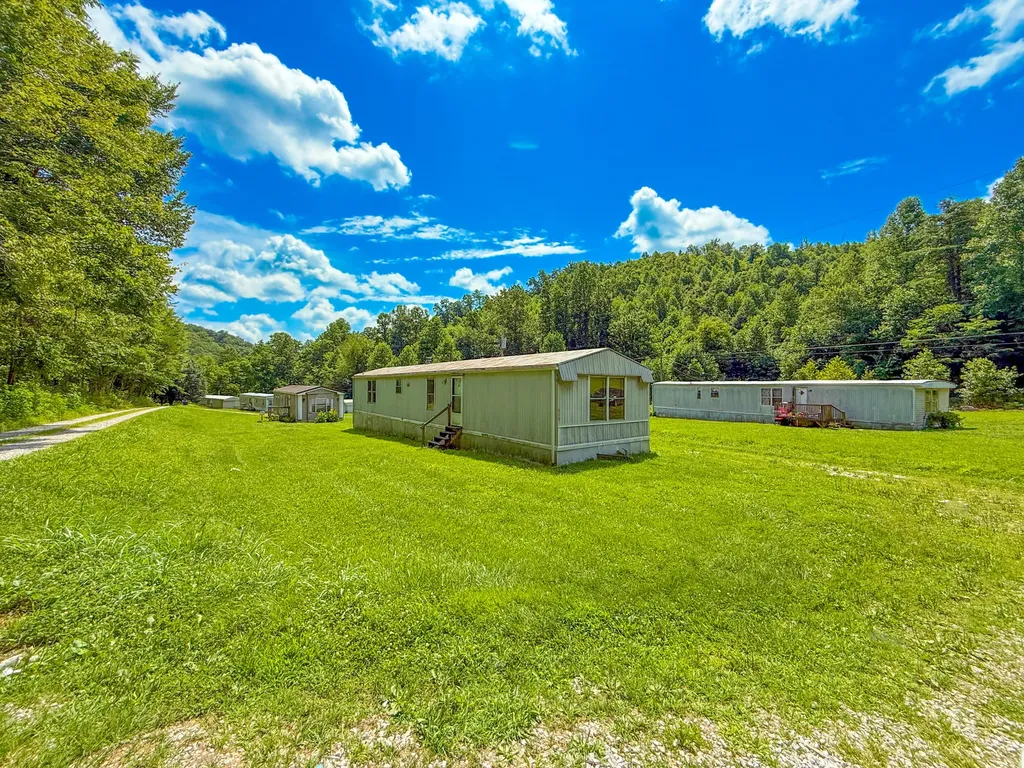 119 Nightingale Lane Girdler KY 40943