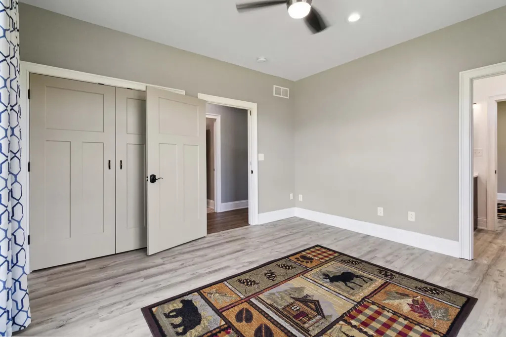 1599 Woodlake Road Midway KY 40347